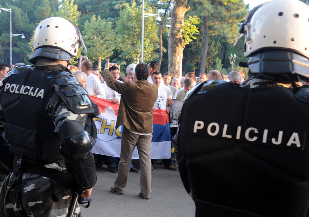 Protestni skup zbog odluke crnogorske Vlade da prizna nezavisnost Kosova Protest Kosovo 