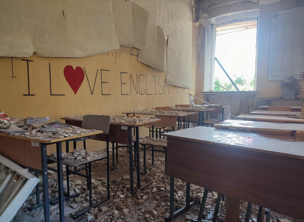 <p>Ukrajinska vojska negirala je odgovornost za napad, navodeći da je pogodila elitnu komandnu jedinicu za dronove u tom području i da njene snage poštuju međunarodno humanitarno pravo. Predsjednik Rusije Vladimir Putin je rekao da u toj oblasti nema vojnih objekata</p>