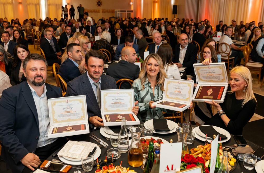 <p>Jubilarna 10. dodjela godišnjih nagrada Asocijacije menadžera Crne Gore još jednom je potvrdila status najprestižnijeg poslovnog događaja u državi</p>