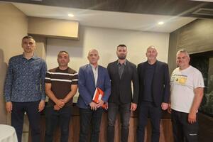 Dženu Radončiću Uefa Pro licenca