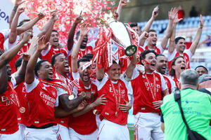 Foto priča: Pehar je konačno tu, Arsenal je krunisan