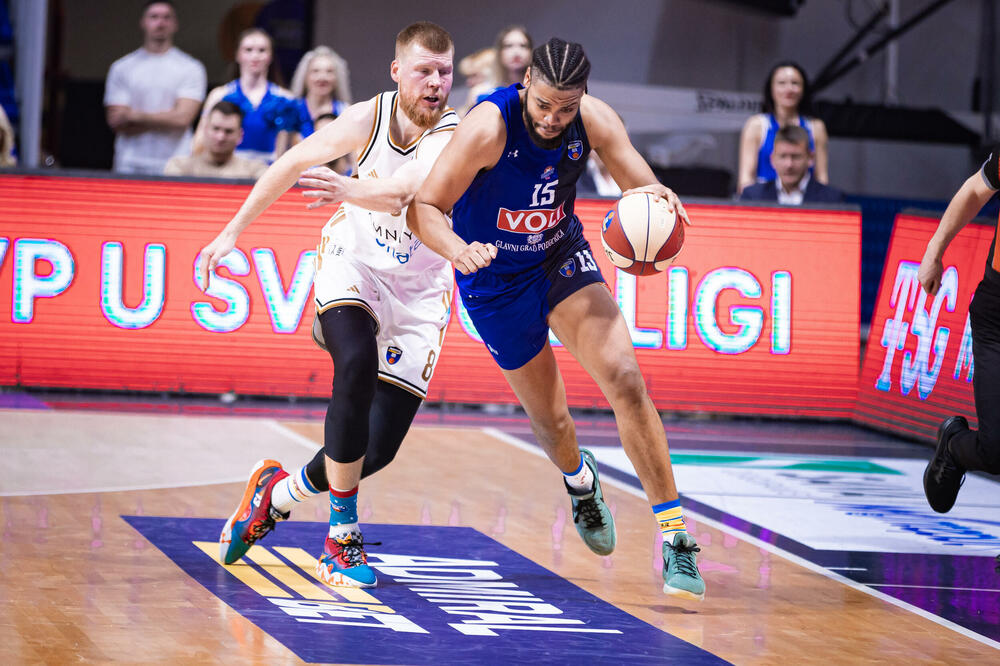 Uz navijače do majstorice: Džuvan Morgan protiv Davisa Bertansa, Foto: KK Budućnost Voli/Filip Roganović
