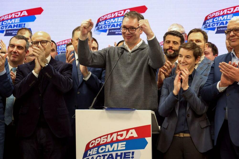 Proslava u izbornom štabu SNS-a poslije parlamentarnih izbora 2023., Foto: Reuters/Zorana Jevtić
