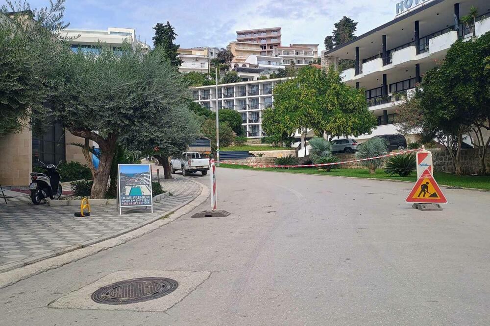 Administrativna nužda: prizor iz Ulcinja, Foto: Samir Adrović