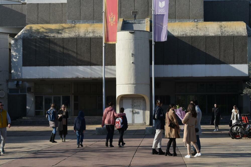 Obnova zgrade "podigla prašinu": Dio profesora sa PMF-a osporava...