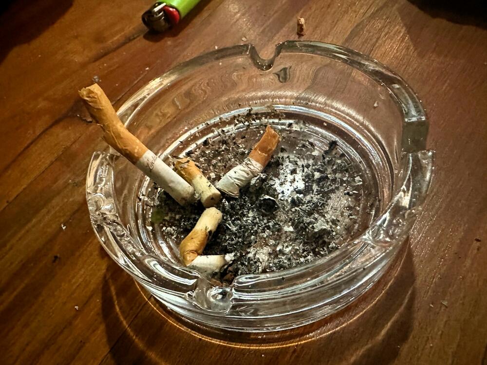 Negdje je epoha punih pepeljara završena, negdje nije
