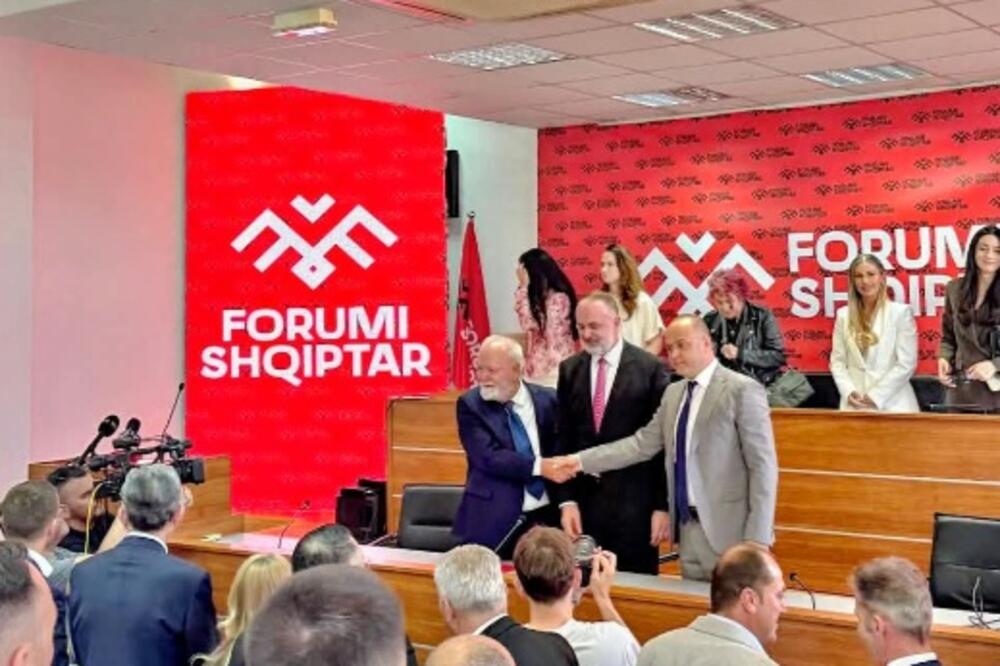 Sa potpisivanja sporazuma, Foto: Privatna arhiva