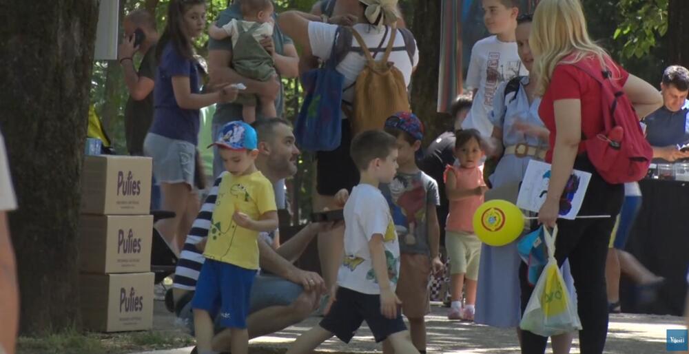 Festival roditeljstva u podgoričkom parku na Kruševcu: Slavila se...