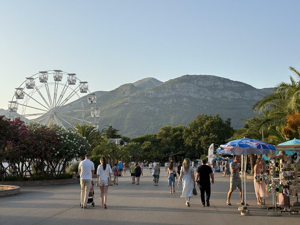 Žene u Baru - neravnopravna većina: Porast rodnog nasilja, niske...
