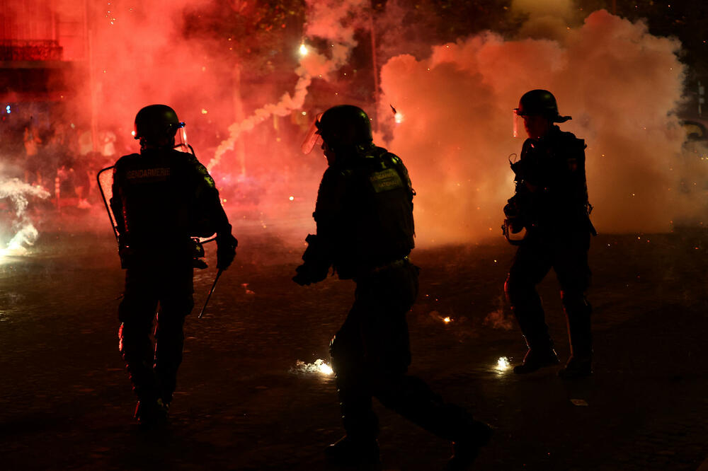 Policija na ulicama Pariza, Foto: Reuters