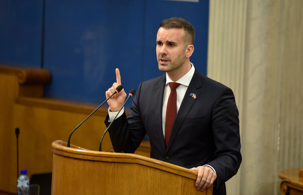 <p>Premijer Milojko Spajić danas odgovarao na pitanja poslanika na premijerskom satu u Skupštini</p>