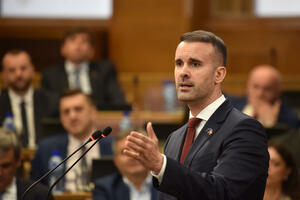 Spajić: Euro model održiv, normalno da Vukoviću treba vremena za...