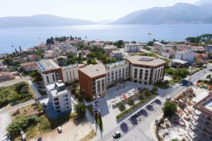 Sporo se investira u hotel "Tivat"
