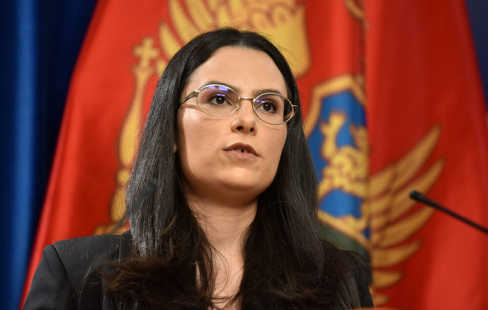 Popović: Podrška Komneniću, uskratiti gostoprimstvo svima koji...