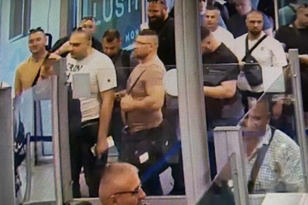 Sletjeli u državu dva dana uoči samita: dio grupe koja je juče protjerana, Foto: Vijesti