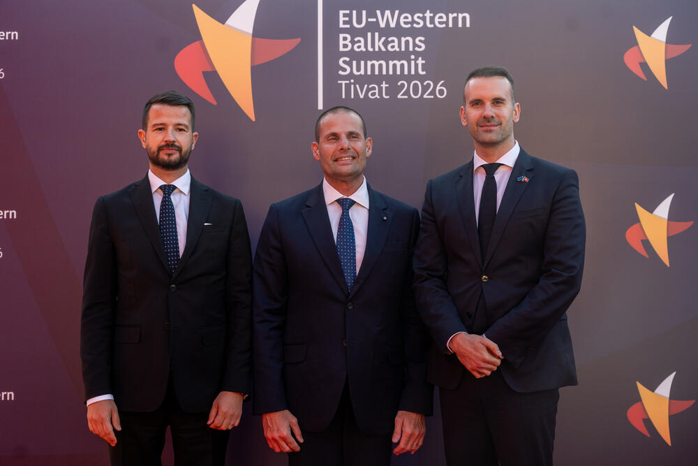 <p>Iz Kancelarije za odnose s javnošću predsjednika Crne Gore su kazali da u godini kada Crna Gora obilježava 20 godina obnove nezavisnosti, predsjednik Crne Gore Jakov Milatović je evropskim i regionalnim liderima poželio dobrodošlicu u zemlju koja završava posao na putu ka članstvu u EU</p>