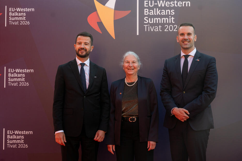 <p>Iz Kancelarije za odnose s javnošću predsjednika Crne Gore su kazali da u godini kada Crna Gora obilježava 20 godina obnove nezavisnosti, predsjednik Crne Gore Jakov Milatović je evropskim i regionalnim liderima poželio dobrodošlicu u zemlju koja završava posao na putu ka članstvu u EU</p>