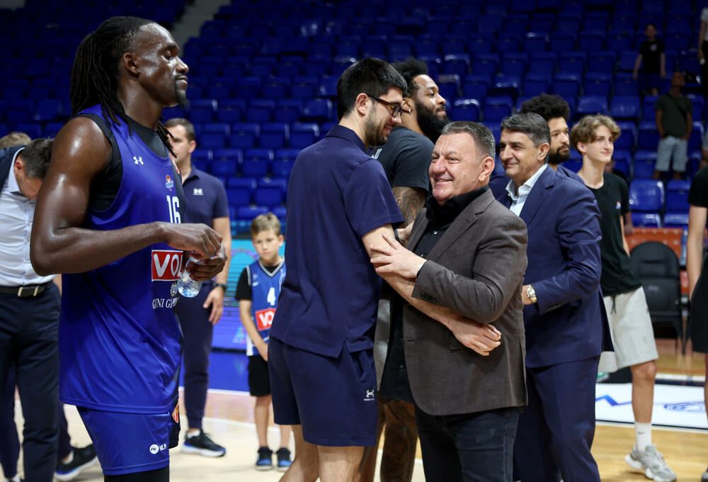 <p>"Plavi" u drugom meču finala savladali SC Derbi 94:84 i sa 2:0 u seriji osvojili novi trofej</p>
