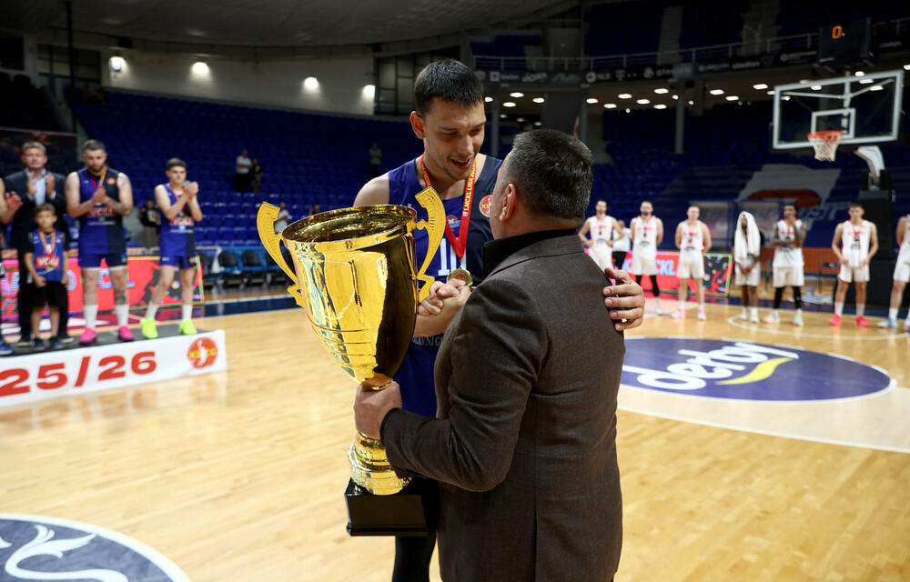 <p>"Plavi" u drugom meču finala savladali SC Derbi 94:84 i sa 2:0 u seriji osvojili novi trofej</p>