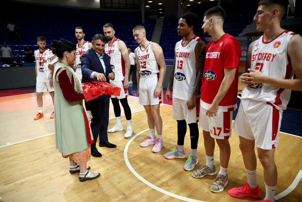 <p>"Plavi" u drugom meču finala savladali SC Derbi 94:84 i sa 2:0 u seriji osvojili novi trofej</p>