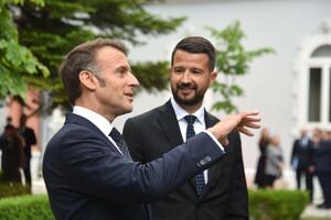 Makron: Imate podršku za finale pregovora s EU