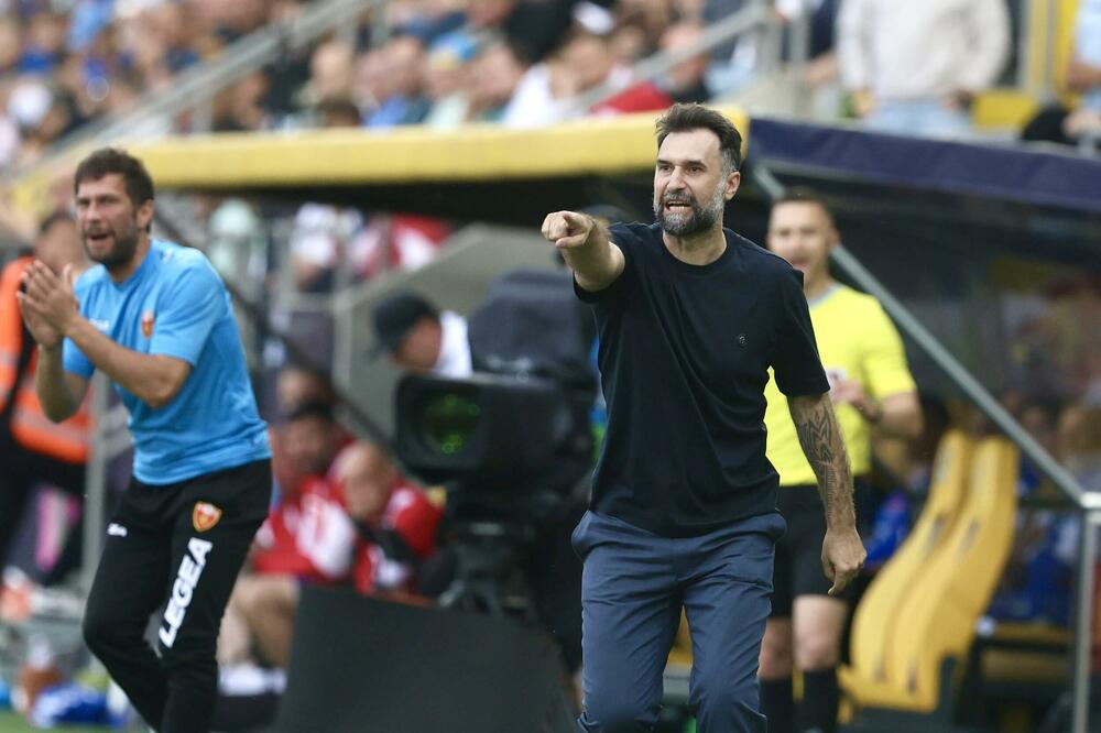 <p>Dva test meča u junu, pobjeda i remi - fudbaleri Crne Gore odigrali dobru utakmicu i sa Slovačkom u Košicama (2:2) i pokazali da imaju čemu da se nadaju kada krene Liga nacija</p>