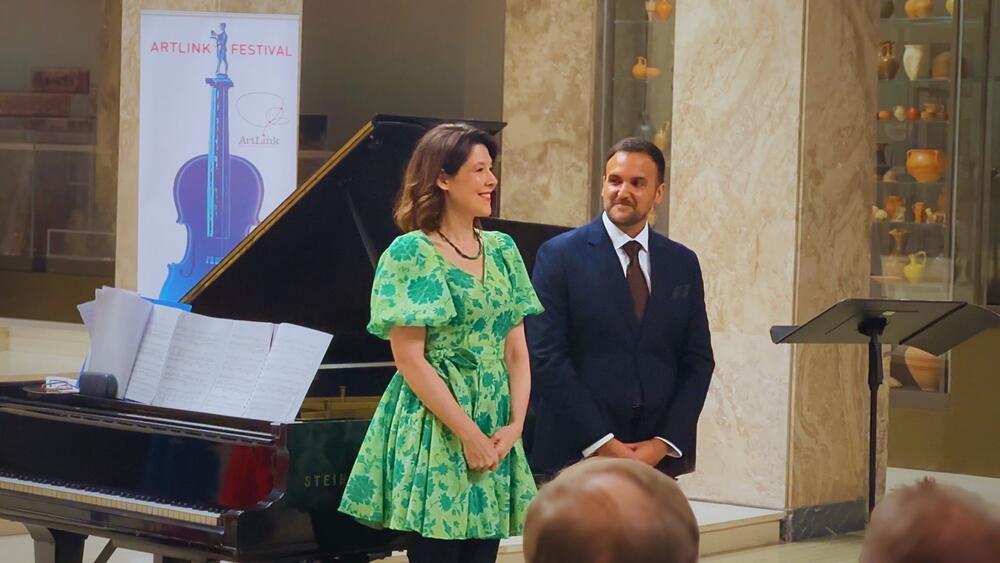 Muzika svake zemlje u sebi nosi istoriju pretočenu u zvuk