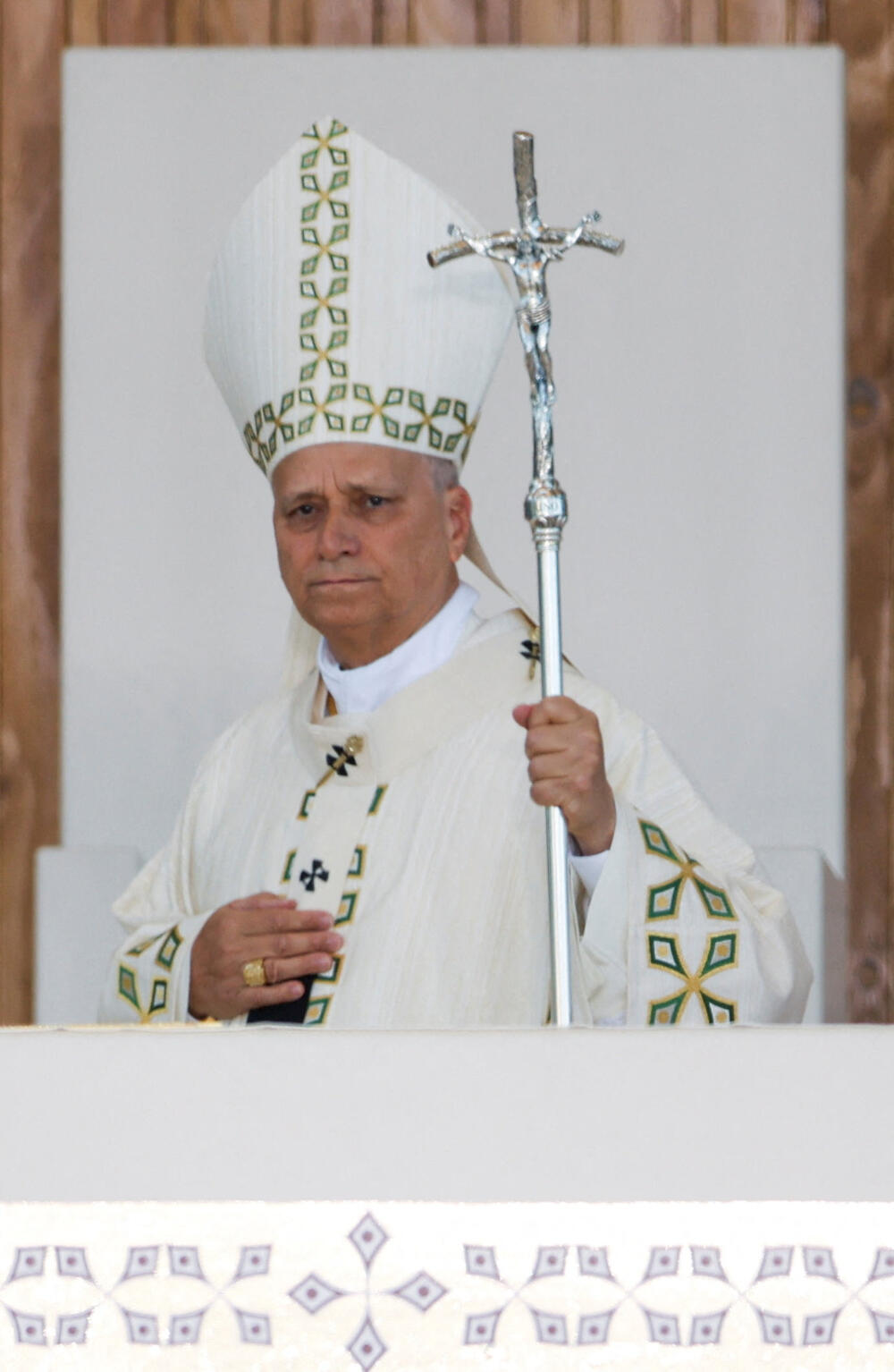 <p>Misa je pala na katolički praznik Korpus domini, u kojem kroz gradove i mjesta prolaze povorke građana, predvođene sveštenikom koji nosi evharistiju</p>