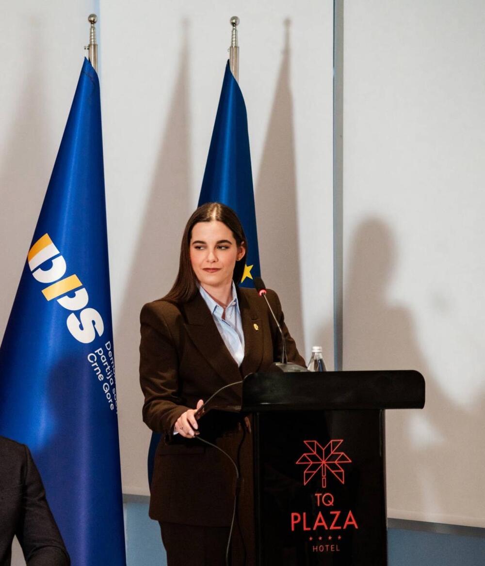 Radulović: Aktuelni menadžment uništio Budvansku rivijeru, g