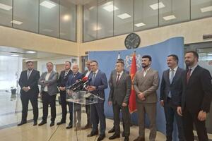 Čelnici lokalnih samouprava na sastanku sa Šarecom: Glas Zajednice...