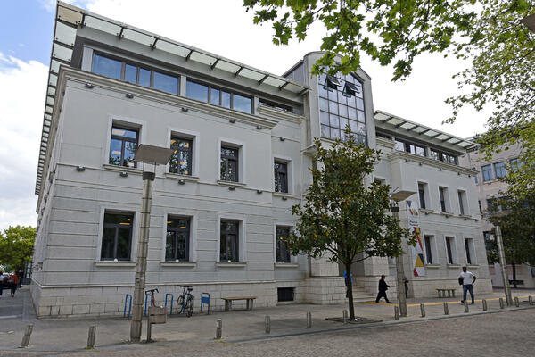 NB &ldquo;Radosav Ljumović&rdquo; bira najbolju pjesničku knjigu regiona