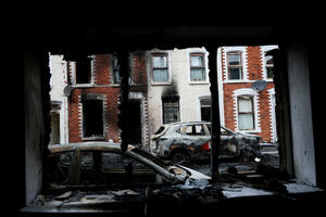 Reuters: Anti-immigrant violence breaks out across Belfast after...