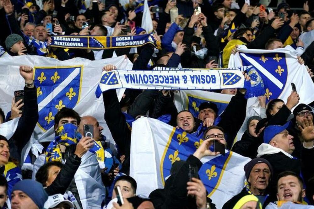Navijači BiH, Foto: REUTERS/Matteo Ciambelli