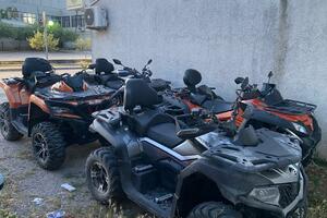 UP: Ulcinjski policajci iz saobraćaja isključili četiri kvad...
