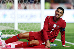 Ronaldo se ispromašivao, a kada je izašao iz igre Portugal je...