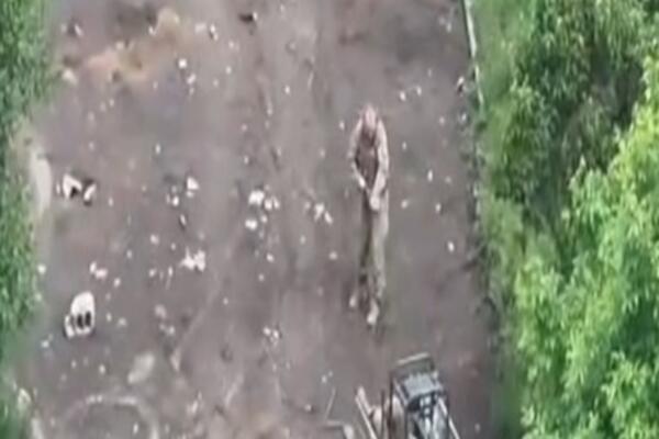 Ukrajinska brigada: Dva ranjena vojnika spašena pomoću bespilotnih...