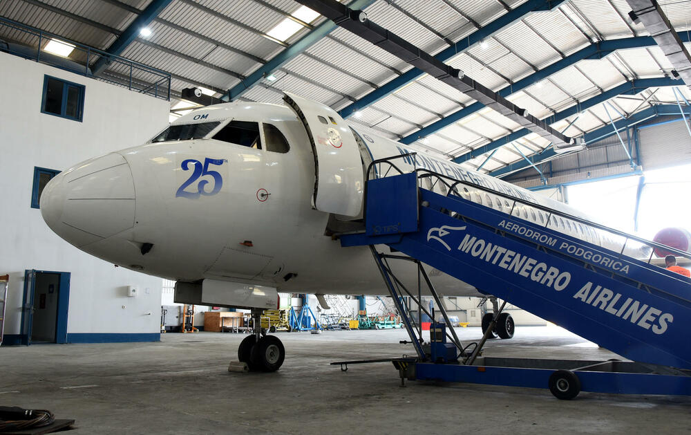 “Montenegro Airlines” u stečaju da vrati državi 70 miliona