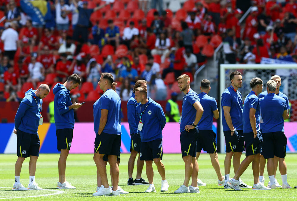DAN 2, MUNDIJAL UŽIVO: Poznati sastavi BiH i Kanade