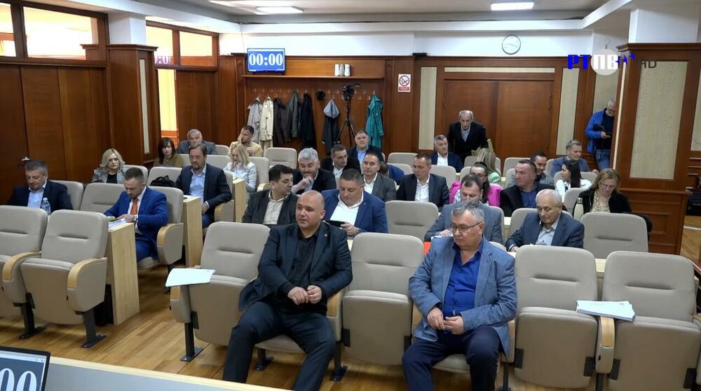 PES napustio vlast, ne i fotelje: Kadar partije Milojka Spajića i...