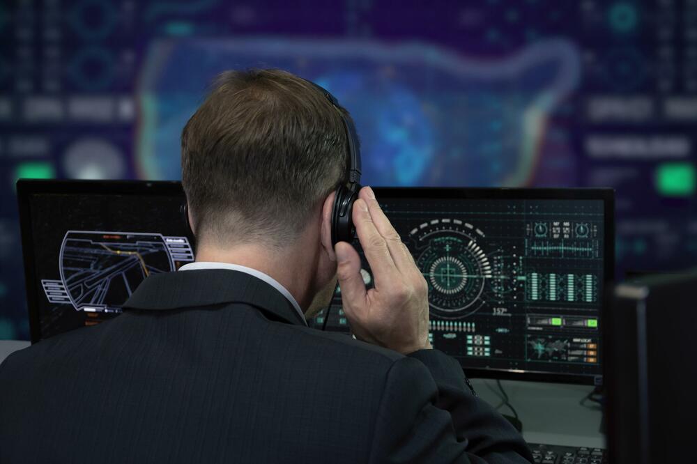 &ldquo;Uspostavljen sistemski, masovni i neselektivni GPS, odnosno nadzor lokacije zaposlenih&rdquo; (ilustracija), Foto: Shutterstock