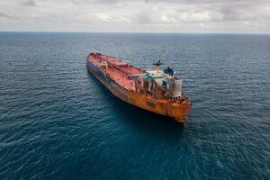Britanske snage presrele ruski tanker iz &bdquo;flote iz sjene&ldquo; u Lamanšu