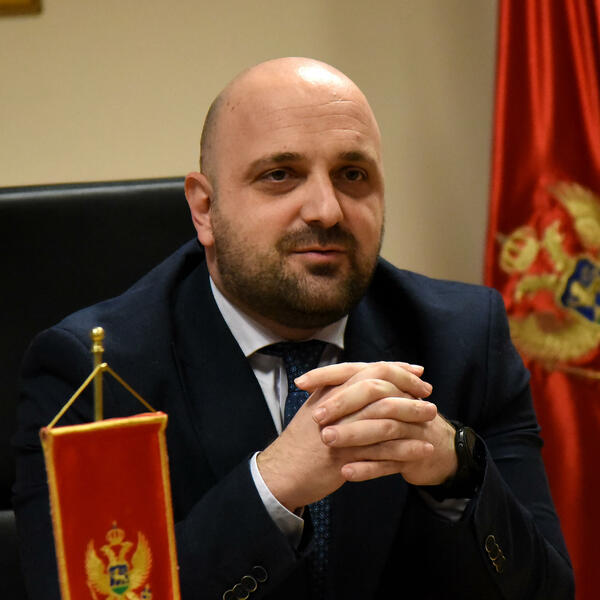 Yeni yasalar mafyaya karşı sert önlemler alacak: Božović, İtalya'dan yardım alacağını duyurdu...