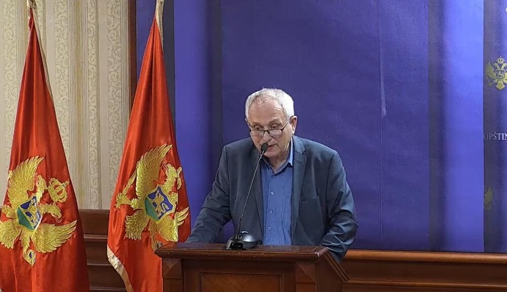 Jedini odbornik Demokrata koji nije podržao inicijativu: Milojica Tesović