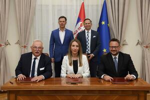 Potpisan ugovor Srbije i MOL-a o upravljanju NIS-om, čeka se...
