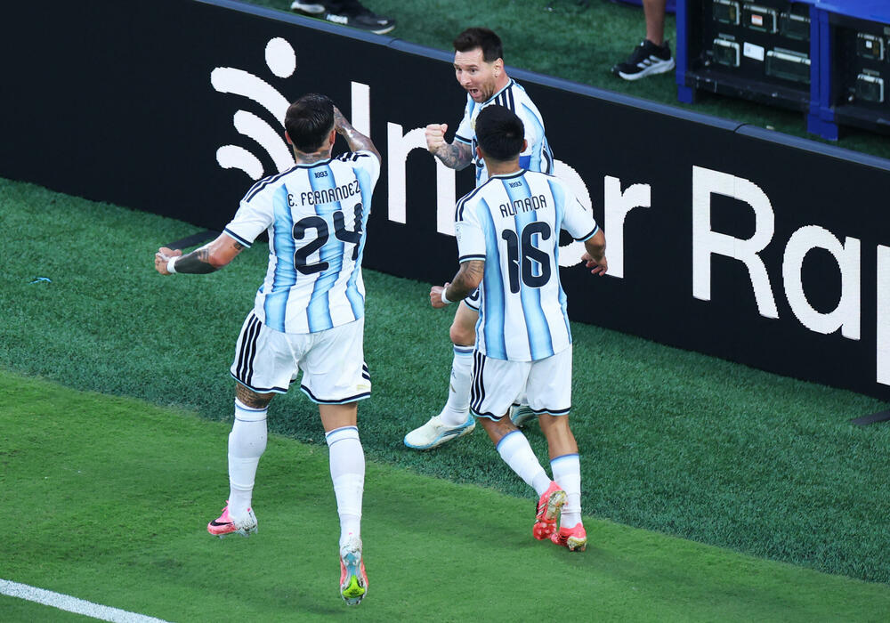 <p>U svom 200. nastupu za Argentinu postigao je 118, 119. i 120 gol, a 14, 15. i 16. na svjetskim šampionatima</p>