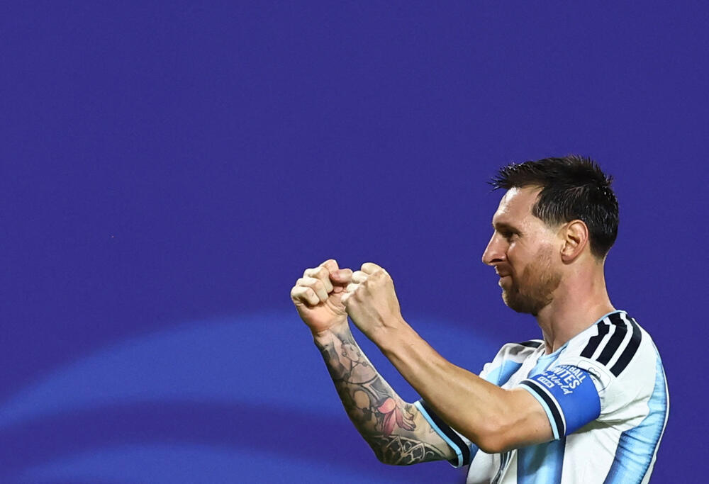 <p>U svom 200. nastupu za Argentinu postigao je 118, 119. i 120 gol, a 14, 15. i 16. na svjetskim šampionatima</p>