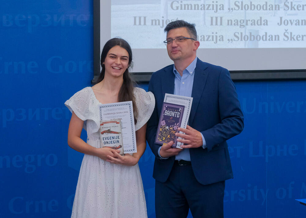<p>Učenici su osvojili nagrade iz Bilogije, Fizike, Hemije, Matematike i Programiranja</p>