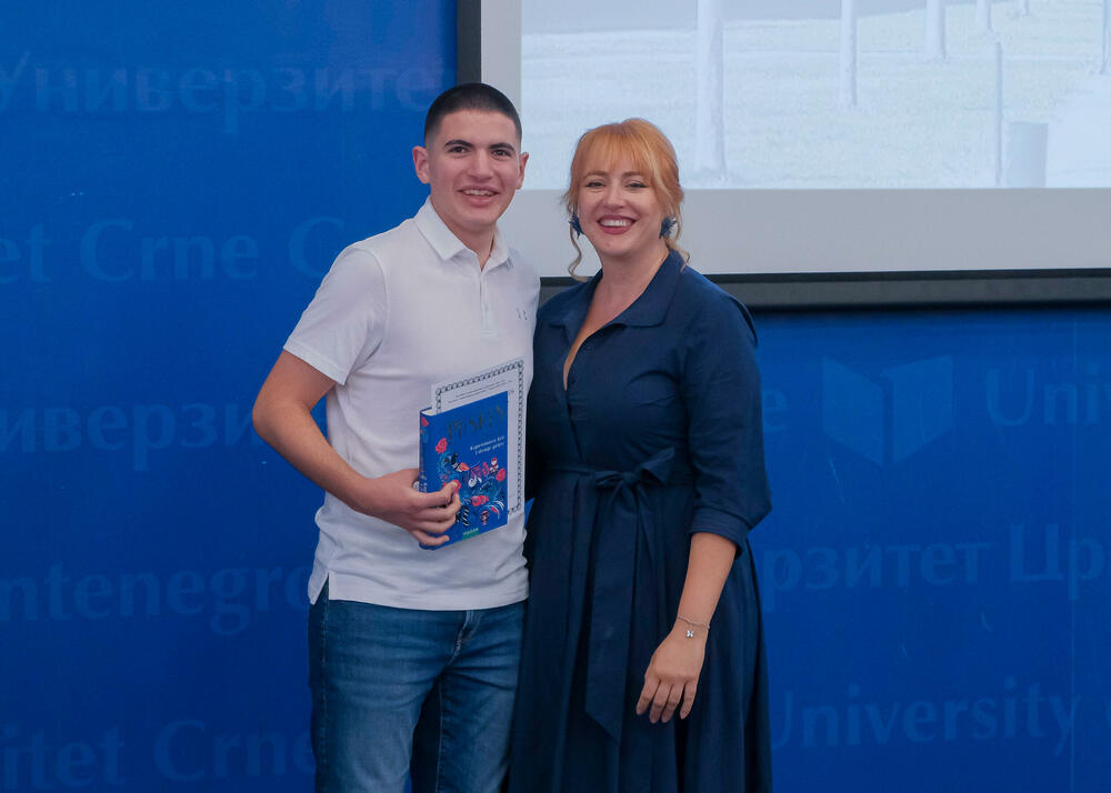 <p>Učenici su osvojili nagrade iz Bilogije, Fizike, Hemije, Matematike i Programiranja</p>