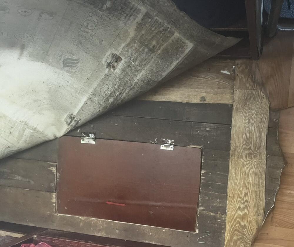 <p>"Policijski službenici Odjeljenja bezbjednosti Podgorica preduzeli su aktivnosti usmjerene na suzbijanje sive ekonomije, nedozvoljene trgovine akciznim robama i drugih oblika ekonomskog kriminala", piše u saopštenju Uprave policije (UP)</p>