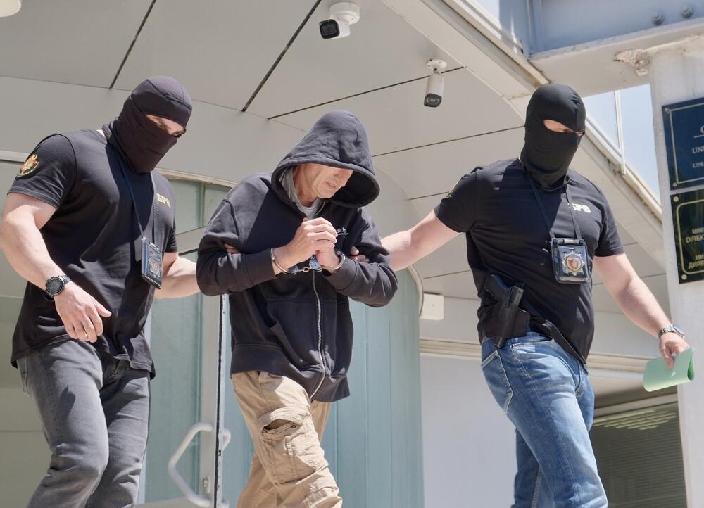 <p>"Specijalno državno tužilaštvo će, nakon završetka dokaznih radnji koje se preduzimaju i saslušanja lica lišenih slobode kao osumnjičenih, obavijestiti javnost o njihovim rezultatima i odluci o daljem toku postupka", saopštilo je SDT</p>